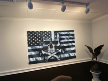 Load image into Gallery viewer, Skull And Crossbones Flag